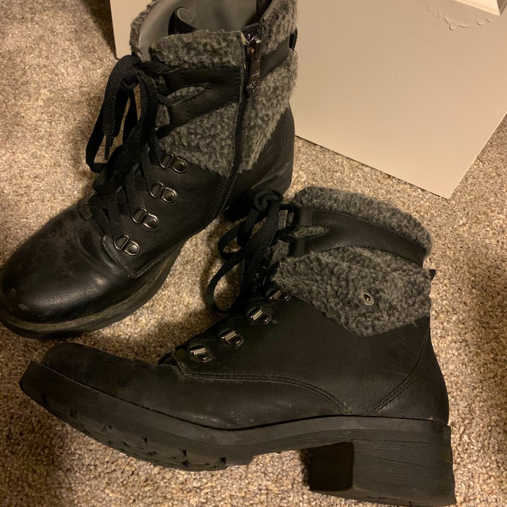 Black boots